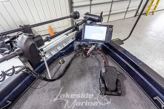 Slide: The Image of Recon 2085 Tiller 2024 - 30