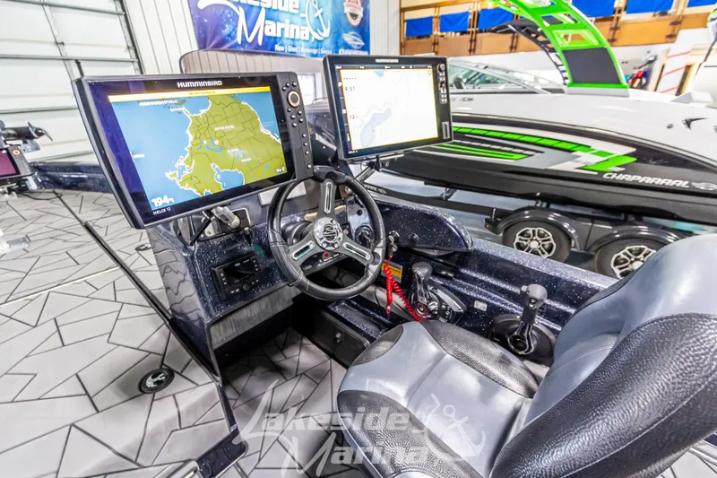 Slide: The Image of Interior of 2024 Recon 2185 SC with navigation system. - 26