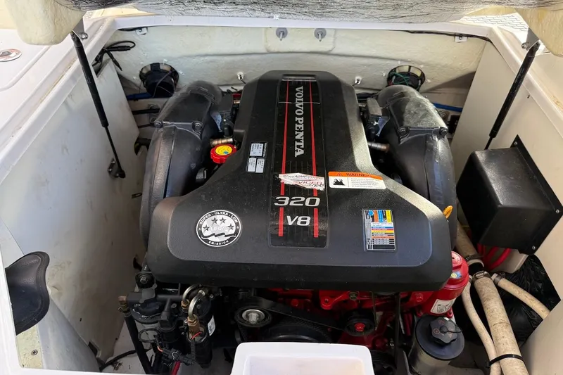 Slide: The Image of Engine compartment of a 2014 Four Winns SL242 boat with Volvo Penta 320 V8 engine. - 20