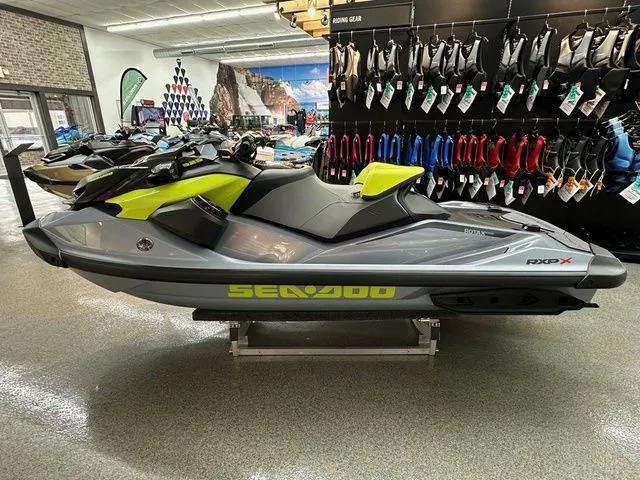 Slide: The Image of Sea-Doo RXP-X 2026 - 5