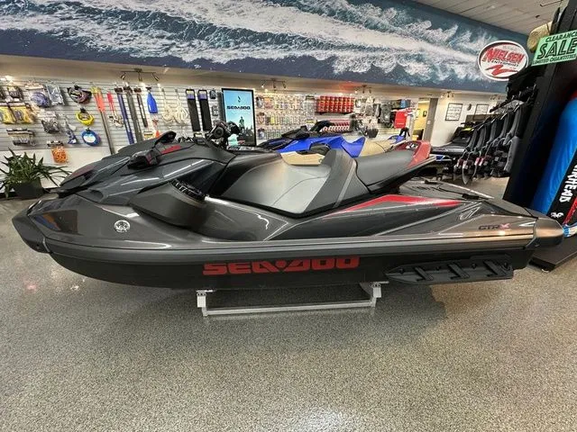 Slide: The Image of Sea-Doo GTR-X 300 2026 - 4