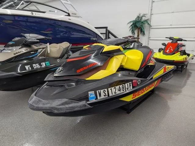The Image of Sea-Doo GTR 2015 - 1