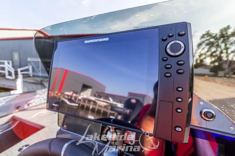 Slide: The Image of 2024 Recon 985 SC boat with Humminbird fishfinder at Lakeside Marina. - 17