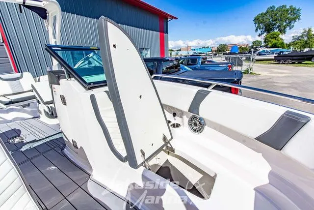 Slide: The Image of Chaparral 250 OSX 2023 - 46