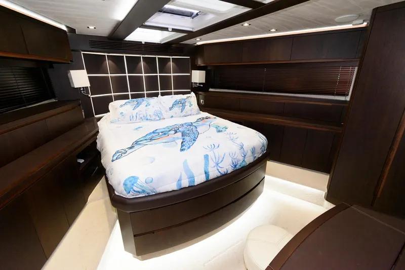 Slide: The Image of Galeon 640 Fly 2018 - 63