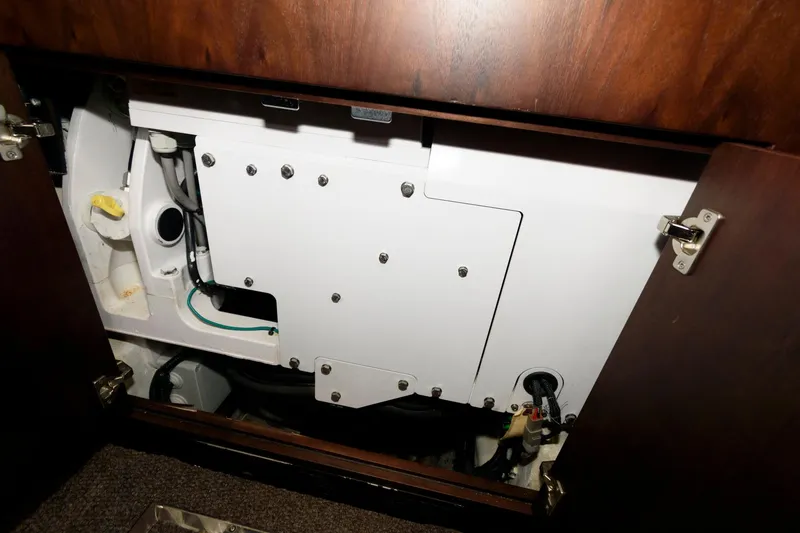 Slide: The Image of Galeon 640 Fly 2018 - 80