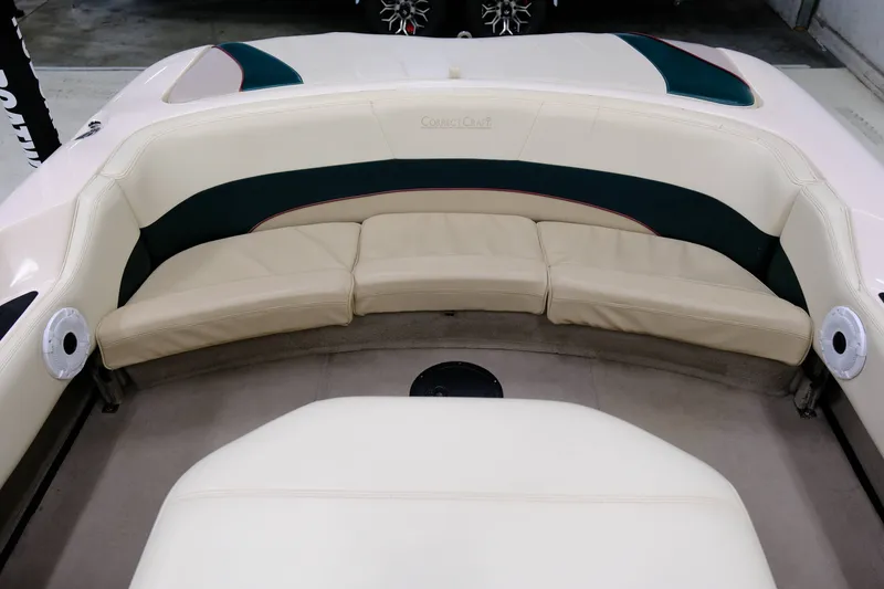 Slide: The Image of Correct Craft Sport Nautique 1998 - 11