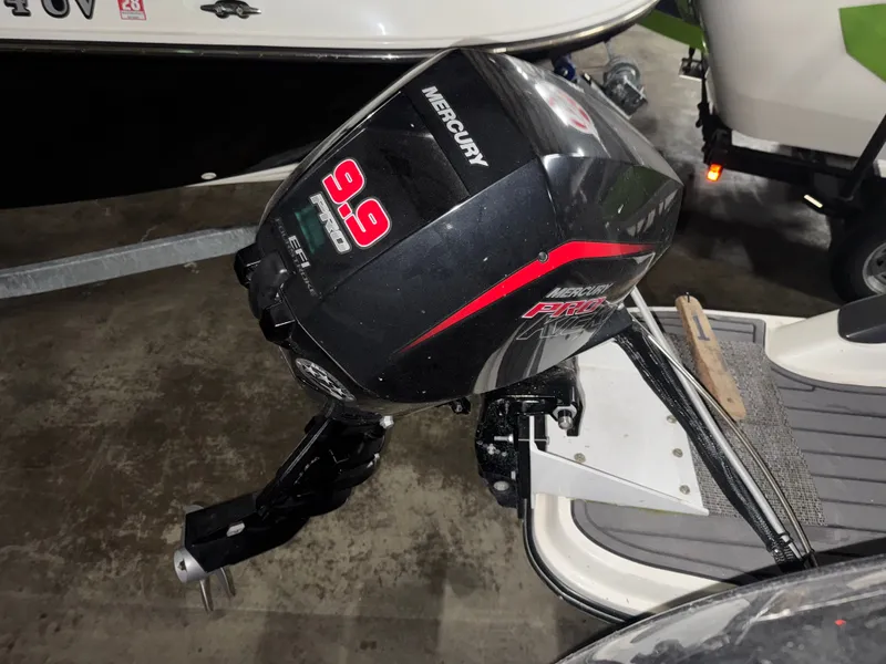 Slide: The Image of Bayliner Trophy T22CC 2023 - 13
