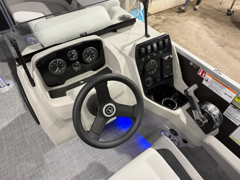 Slide: The Image of Princecraft Vectra 21 RL 2026 - 13