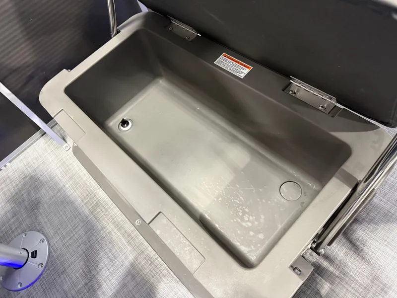 Slide: The Image of Princecraft Vectra 21 RL 2026 - 19