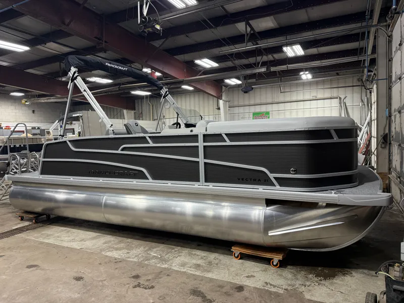 Slide: The Image of Princecraft Vectra 21 RL 2026 - 42