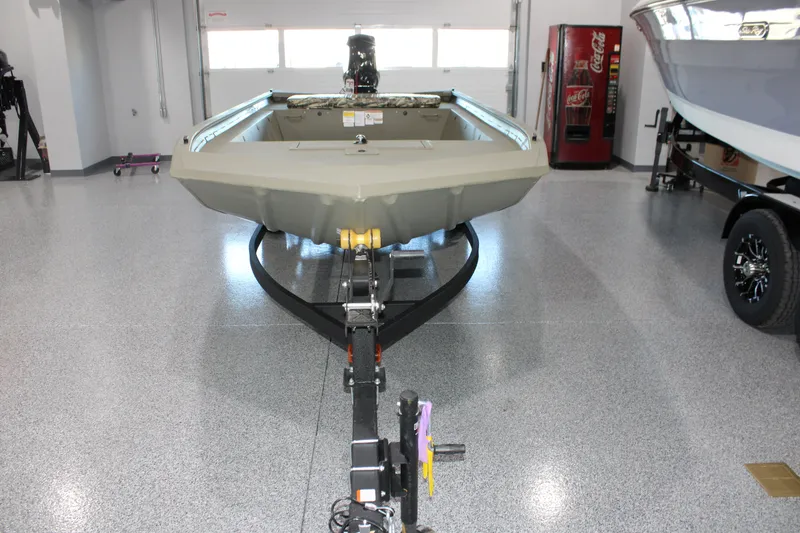 Slide: The Image of Tracker 1754 JON 2026 - 3