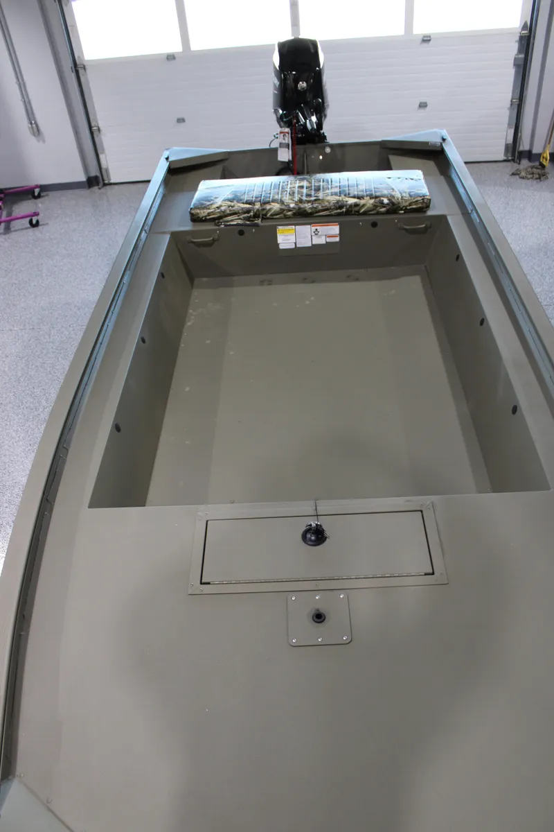 Slide: The Image of Tracker 1754 JON 2026 - 9