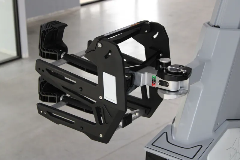 Slide: The Image of Nautique Super Air Nautique G23 Paragon 2026 - 16