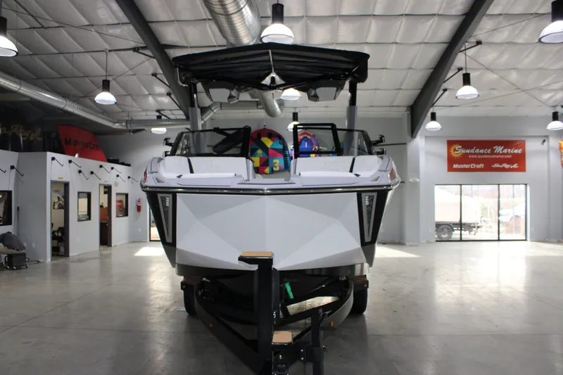 Slide: The Image of Nautique Super Air Nautique G23 Paragon 2026 - 20