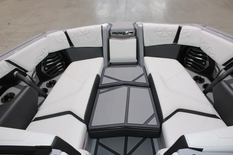 Slide: The Image of Nautique Super Air Nautique G23 Paragon 2026 - 22