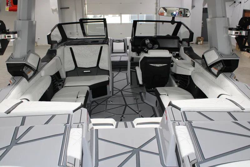 Slide: The Image of Nautique Super Air Nautique G23 Paragon 2026 - 25