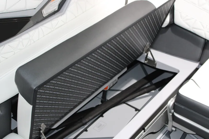 Slide: The Image of Nautique Super Air Nautique G23 Paragon 2026 - 31