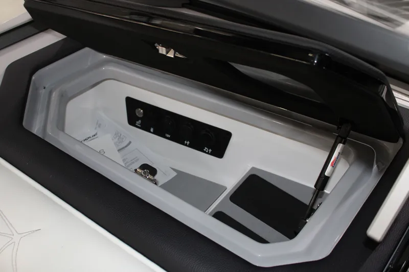 Slide: The Image of Nautique Super Air Nautique G23 Paragon 2026 - 37