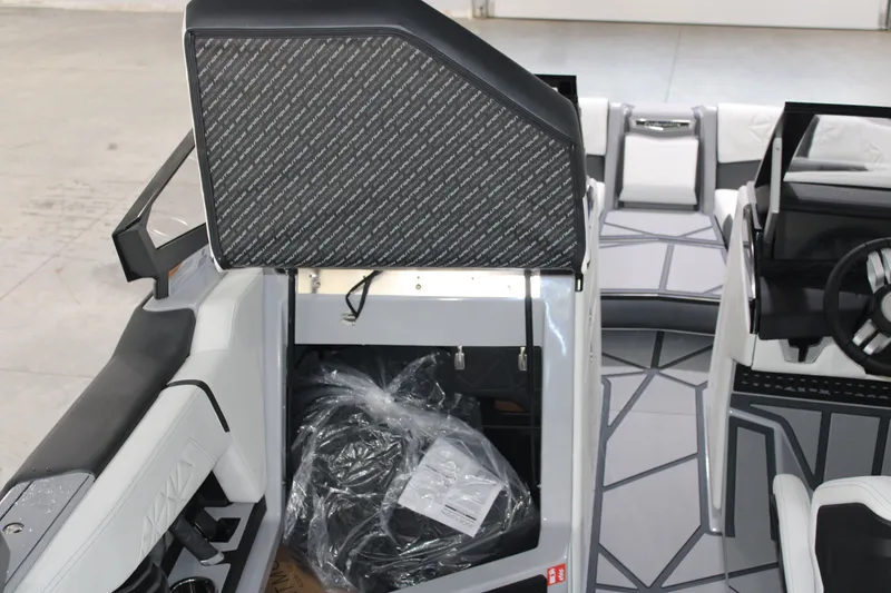 Slide: The Image of Nautique Super Air Nautique G23 Paragon 2026 - 9