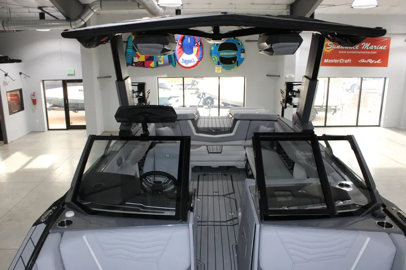 Slide: The Image of Nautique G25 2026 - 11