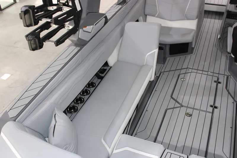 Slide: The Image of Nautique G25 2026 - 14