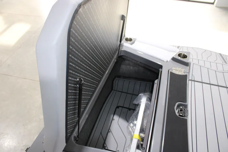 Slide: The Image of Nautique G25 2026 - 18