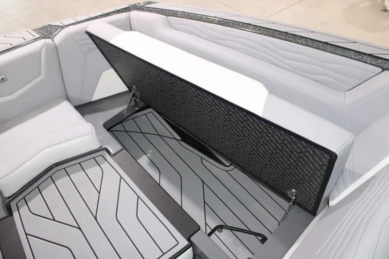 Slide: The Image of Nautique G25 2026 - 20