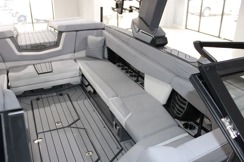 Slide: The Image of Nautique G25 2026 - 21