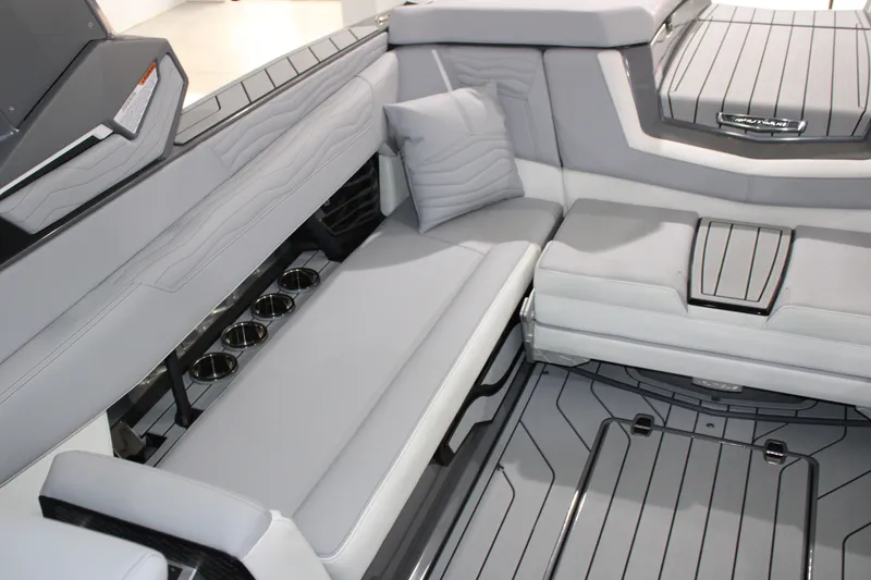 Slide: The Image of Nautique G25 2026 - 22