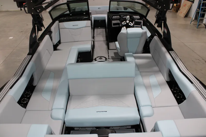 Slide: The Image of MasterCraft NXT24 2026 - 10