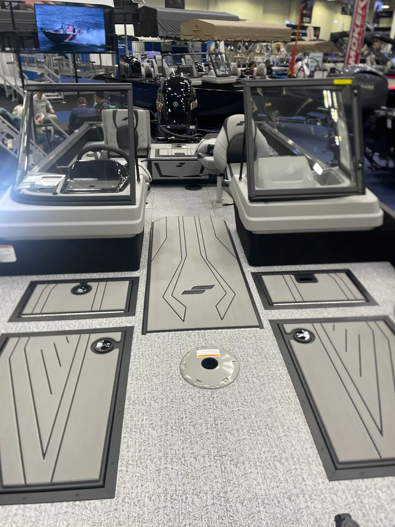 Slide: The Image of Starcraft Delta 188 DC SE 2026 - 9