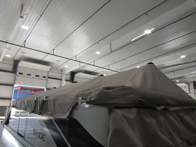 Slide: The Image of Tahoe 21' Sport Cruise 85 2026 - 6