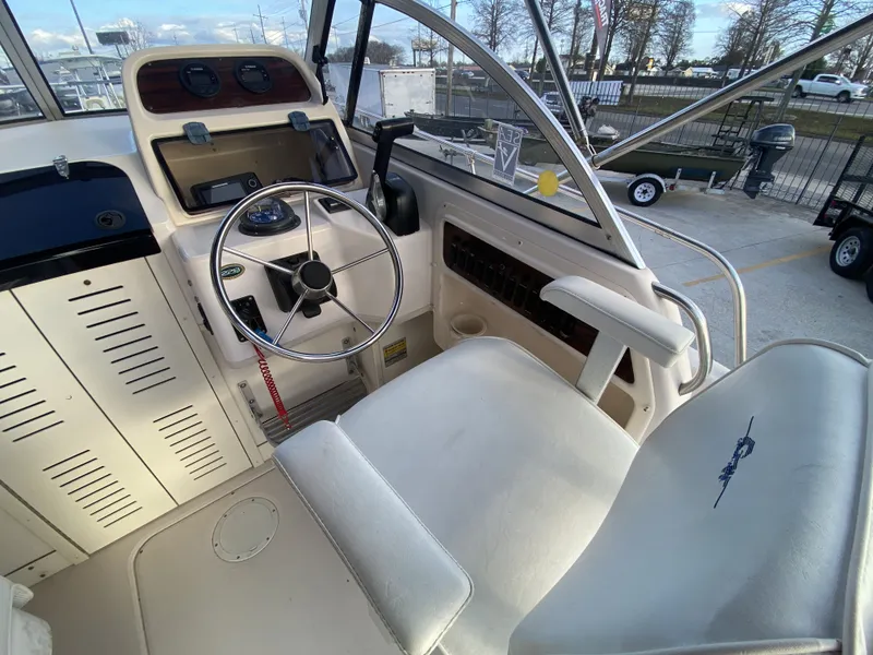 Slide: The Image of Grady-White Seafarer 228 1999 - 14