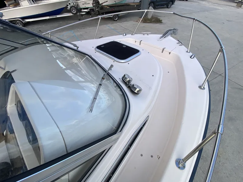 Slide: The Image of Grady-White Seafarer 228 1999 - 15