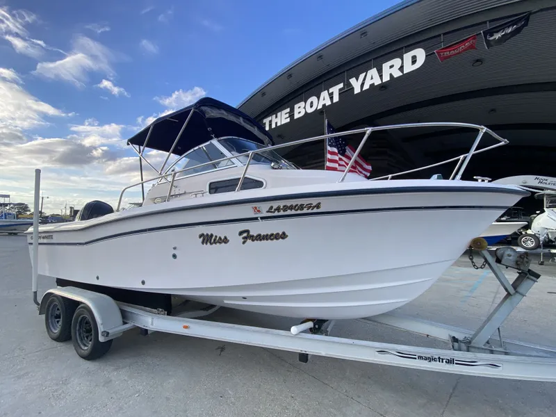 Slide: The Image of Grady-White Seafarer 228 1999 - 17