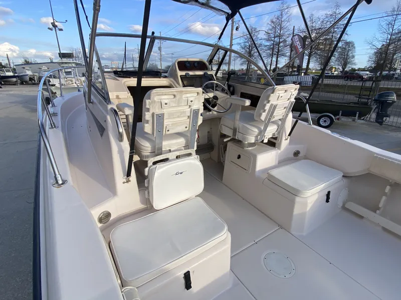 Slide: The Image of Grady-White Seafarer 228 1999 - 3