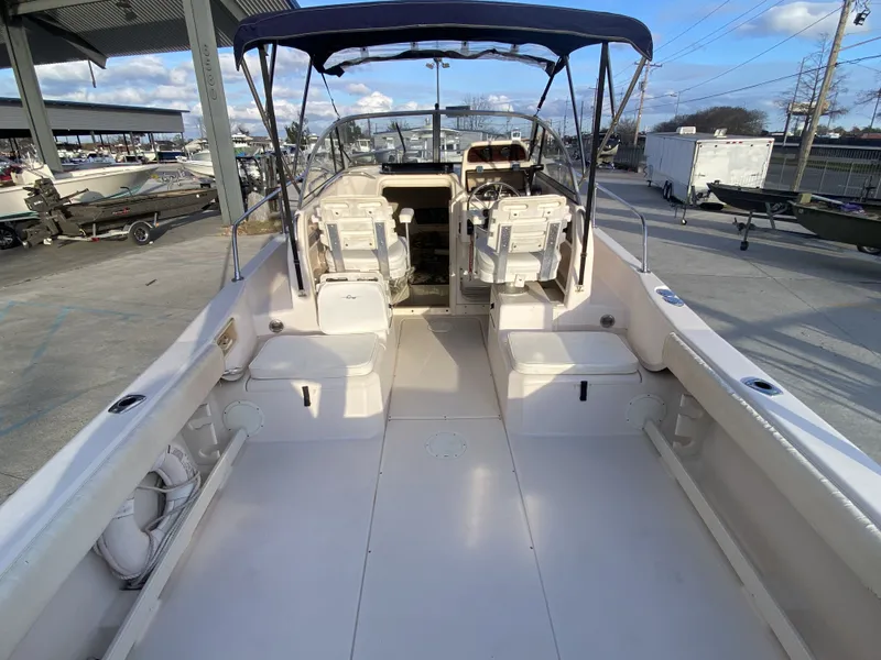 Slide: The Image of Grady-White Seafarer 228 1999 - 4