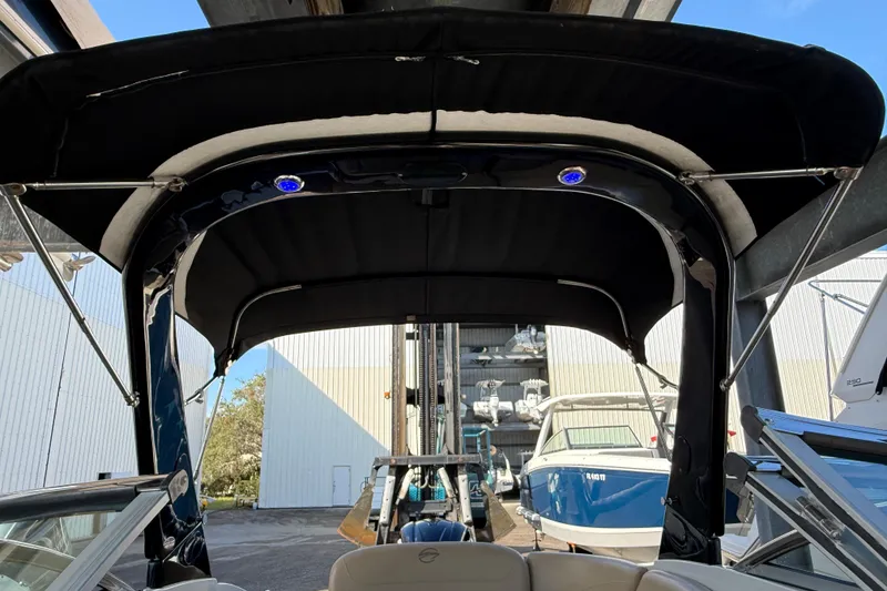 Slide: The Image of Crownline Boats Eclipse E24 XS 2018 - 56