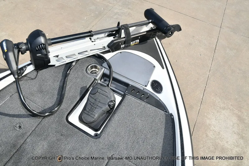 Slide: The Image of Triton 179 TrX 2024 - 12