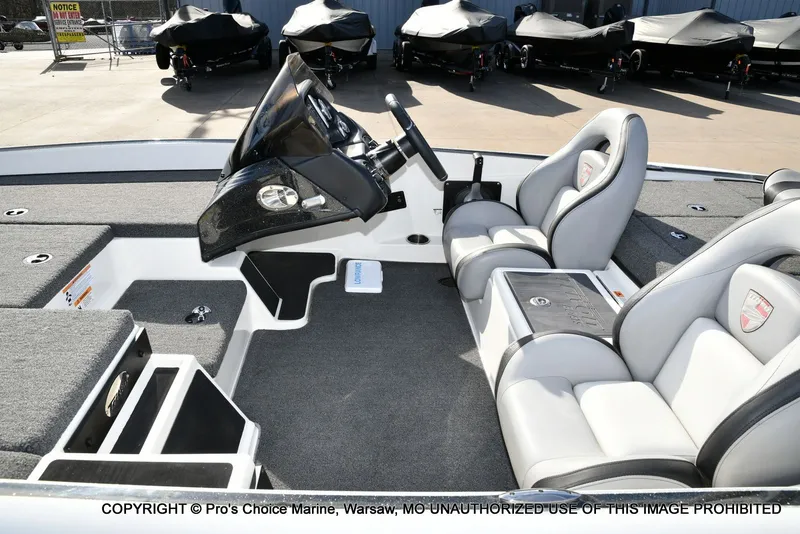 Slide: The Image of Triton 179 TrX 2024 - 16