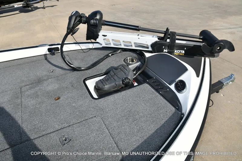 Slide: The Image of Triton 179 TrX 2024 - 30