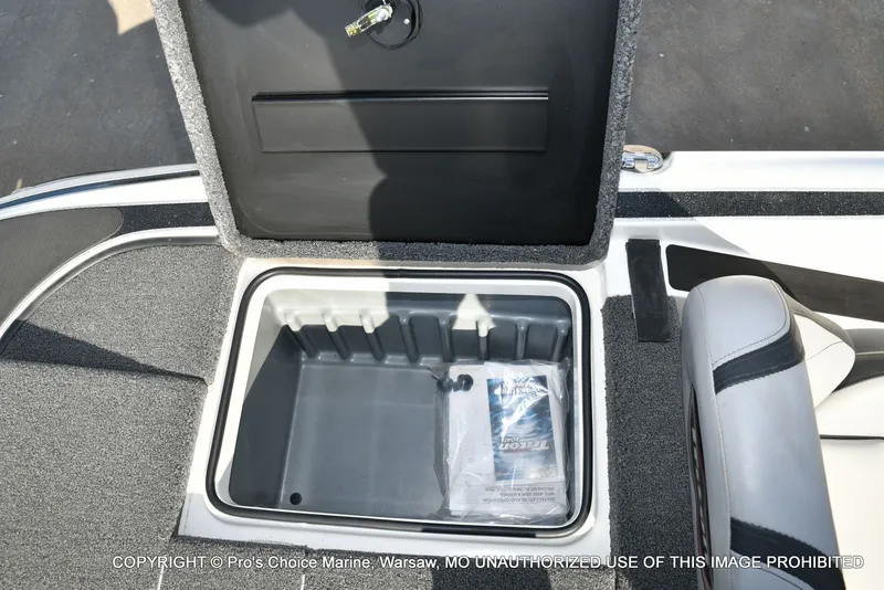 Slide: The Image of Triton 179 TrX 2024 - 61