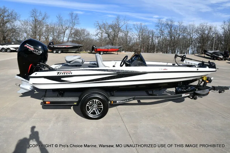 Slide: The Image of Triton 18 TRX w/150 Pro-XS 2024 - 19