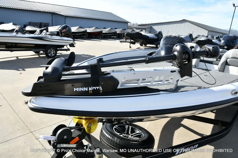 Slide: The Image of Triton 18 TRX w/150 Pro-XS 2024 - 25