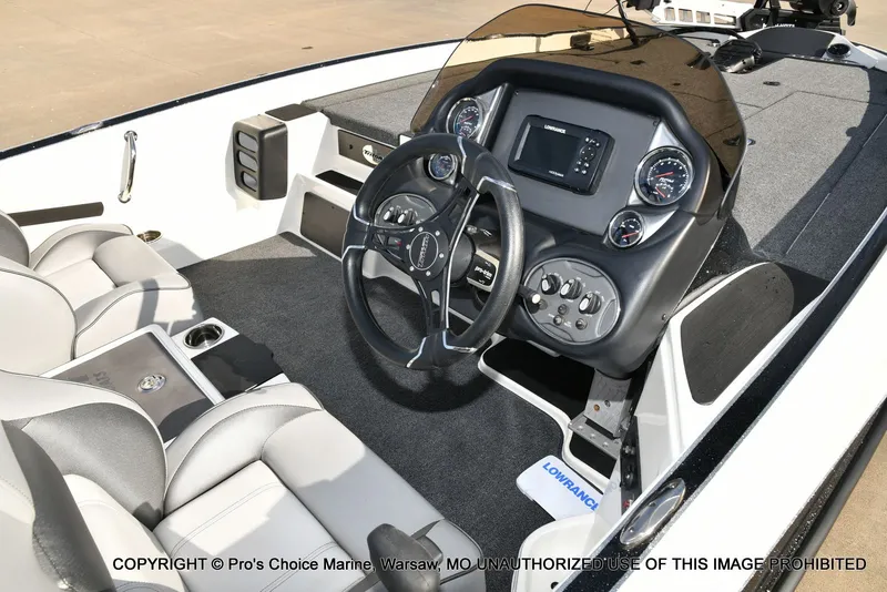 Slide: The Image of Triton 18 TRX w/150 Pro-XS 2024 - 33