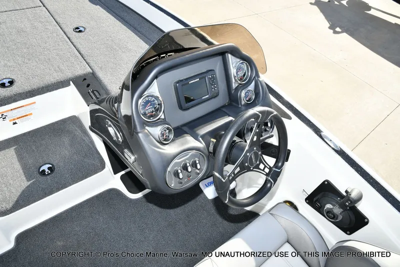 Slide: The Image of Triton 18 TRX w/150 Pro-XS 2024 - 38