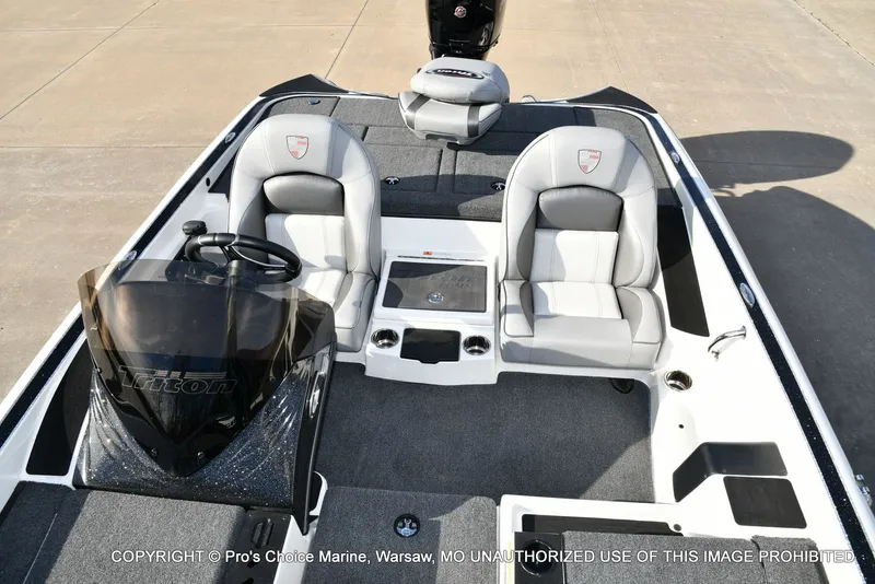 Slide: The Image of Triton 18 TRX w/150 Pro-XS 2024 - 44