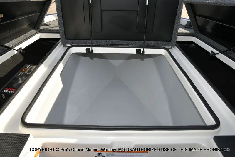 Slide: The Image of Triton 18 TRX w/150 Pro-XS 2024 - 51