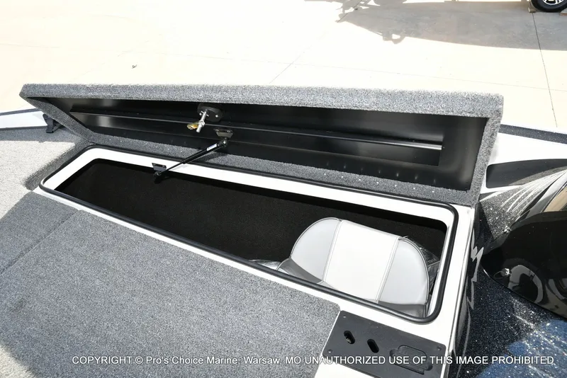 Slide: The Image of Triton 18 TRX w/150 Pro-XS 2024 - 54